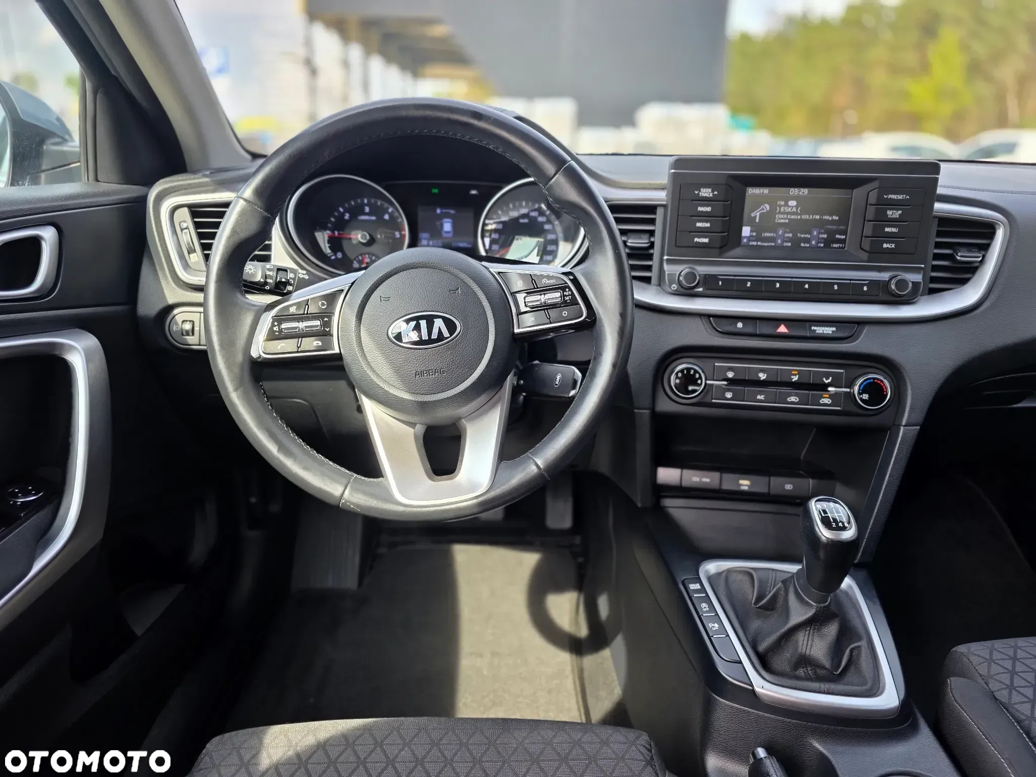 Kia Ceed 1.6 CRDi SCR L - 25