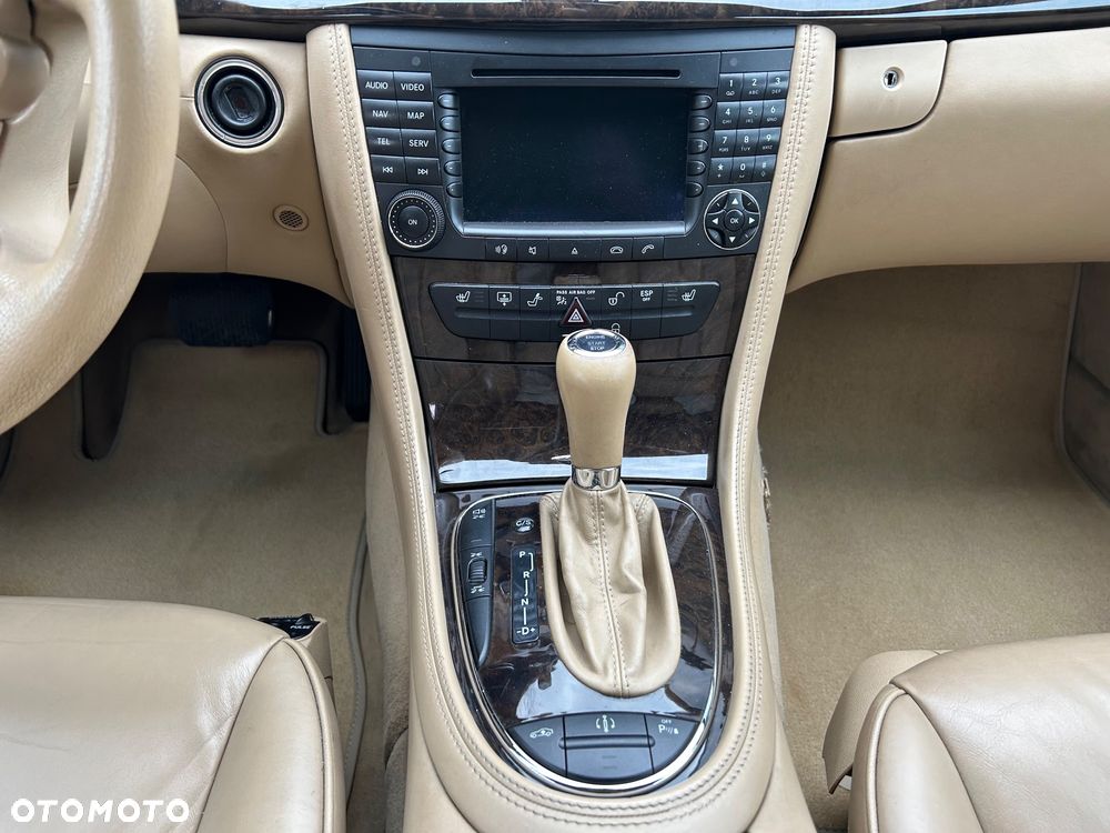 Mercedes-Benz CLS 500 - 16