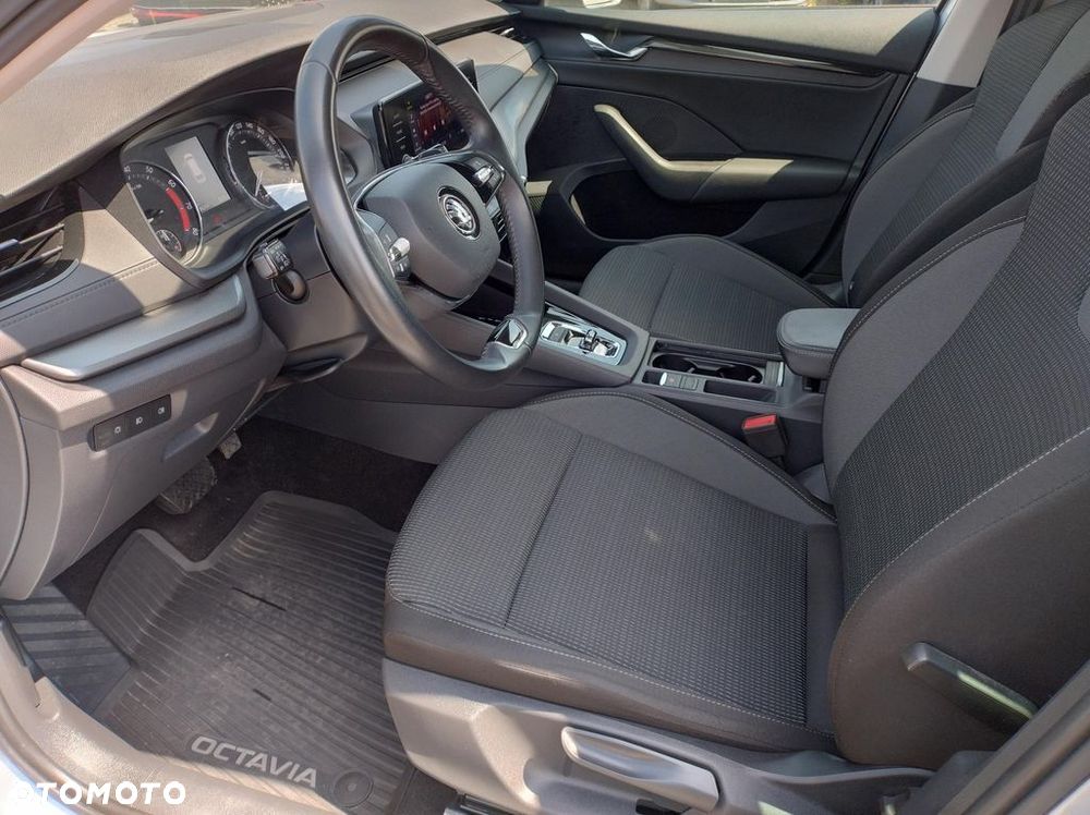 Skoda Octavia 1.5 TSI e-Tec Ambition DSG - 9