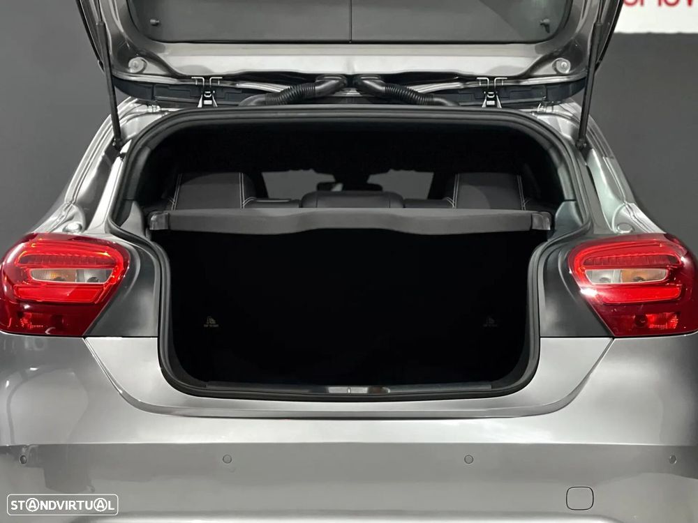 Mercedes-Benz A 180 - 11