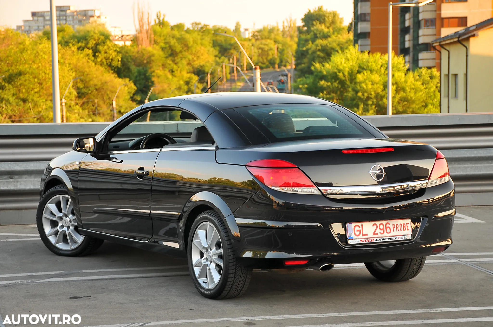 Opel Astra Twin Top 1.8 Cosmo - 3