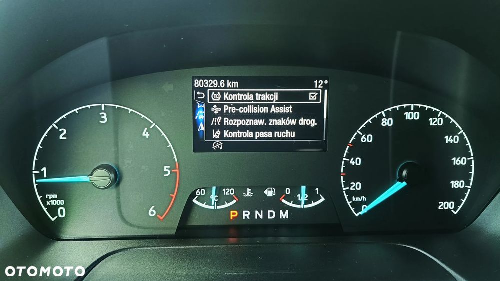 Ford Tourneo Custom - 15