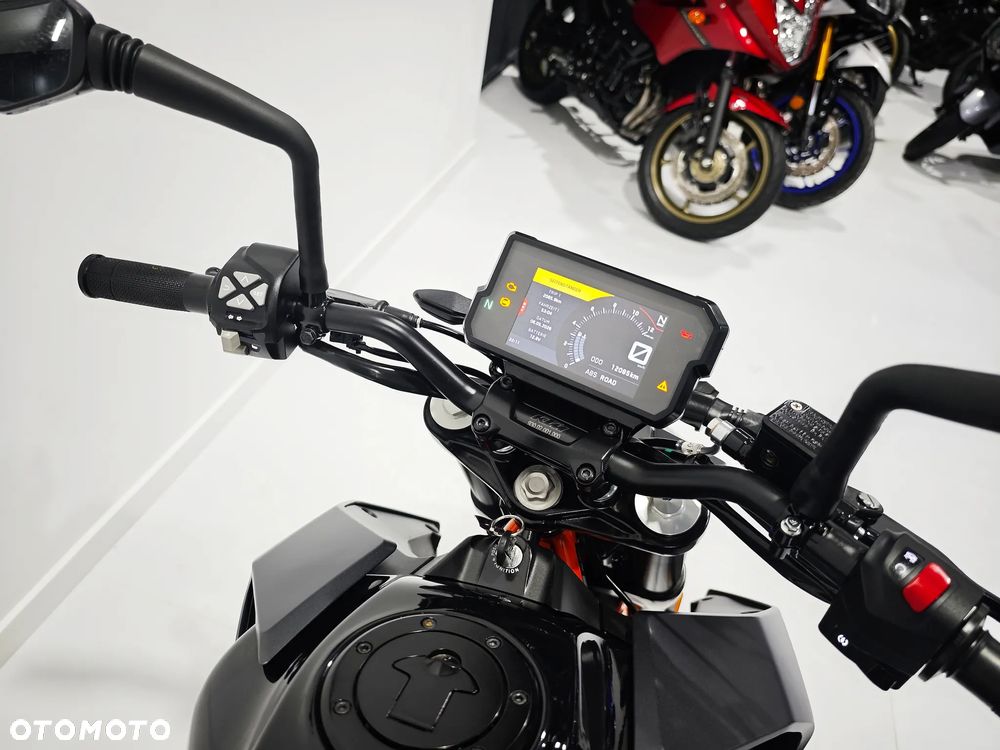 KTM Duke - 5
