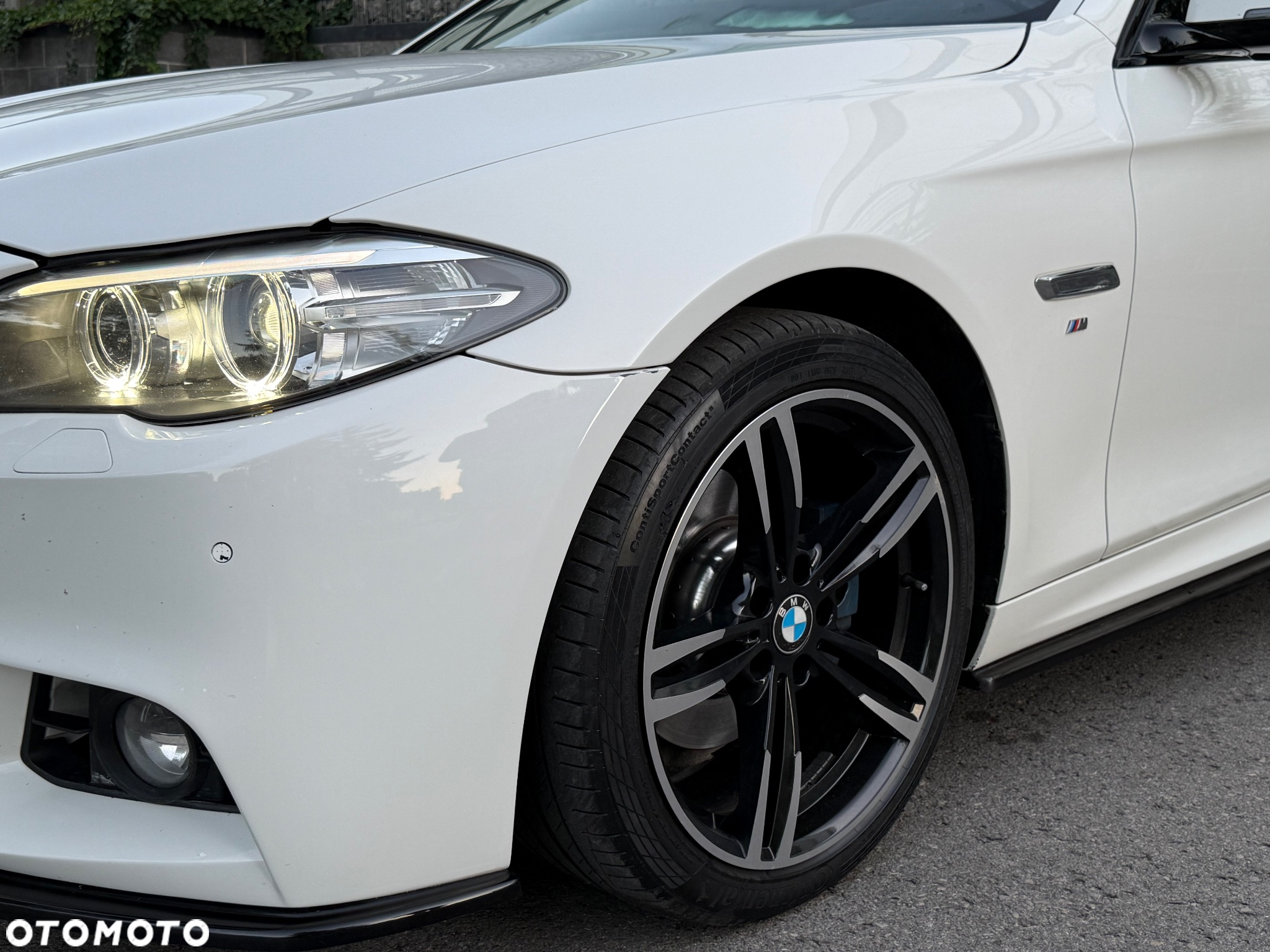 BMW Seria 5 520d xDrive - 10