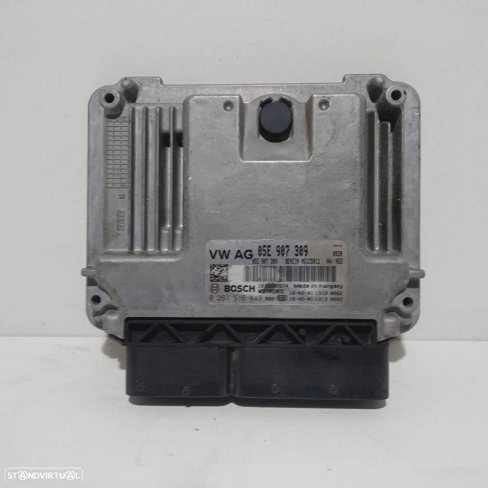 CENTRALINA DO MOTOR UCE AUDI A3 SEDÁN 8VM - 1