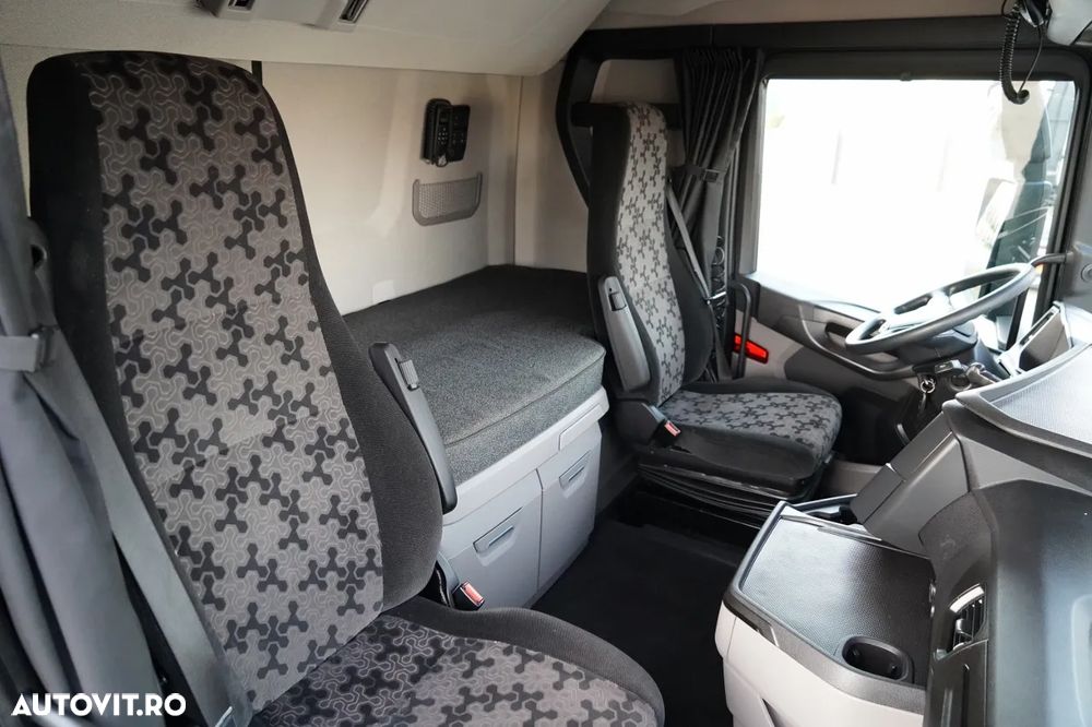 Scania S 500 / RETARDER / PLATĂ JOSĂ / MEGA / REZERVORE DE COMBUSTIBIL 1.400 L / I-PARK COOL / DUPĂ CONTRACT DE SERVICE GOLD / - 36