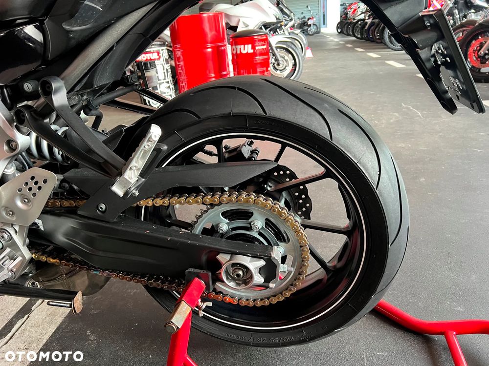 Yamaha MT - 18