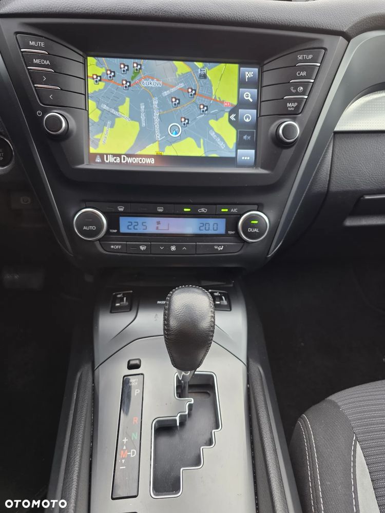 Toyota Avensis Touring Sports 1.8 Multidrive S Comfort - 31