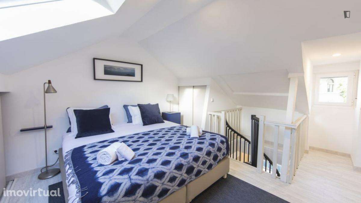 Apartamento com 1 quartos - localizado em Princípe Real Lisbon - Grande imagem: 2/27