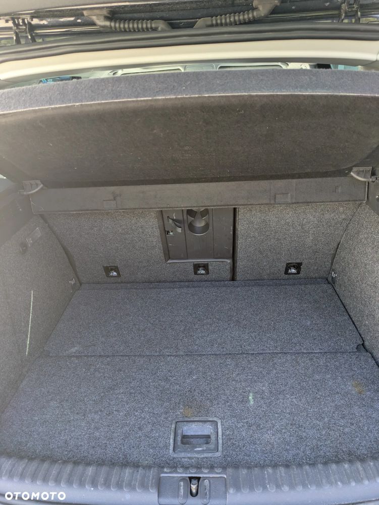 Volkswagen Tiguan - 15