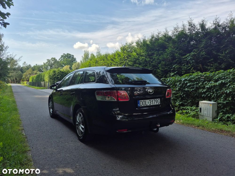 Toyota Avensis 2.0 D-4D Edition - 5