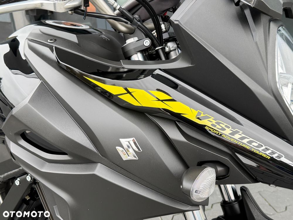 Suzuki V-STROM - 17