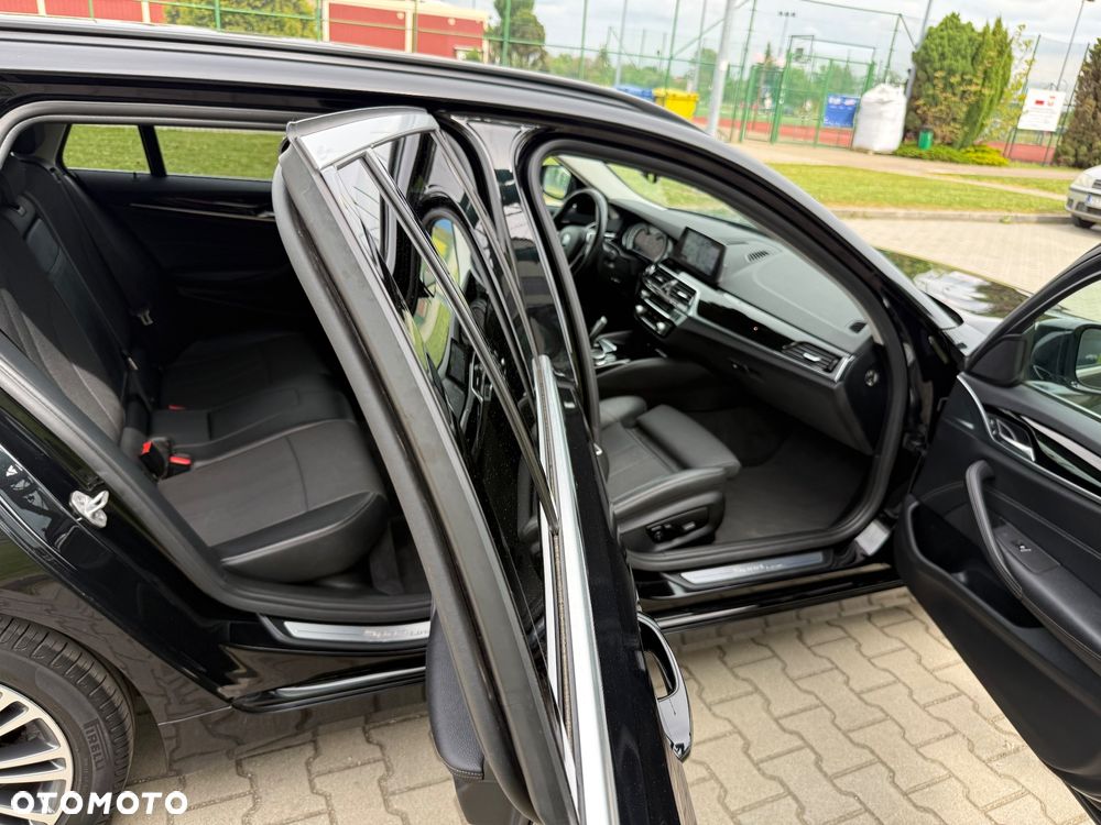 BMW Seria 5 520d Sport Line sport - 20