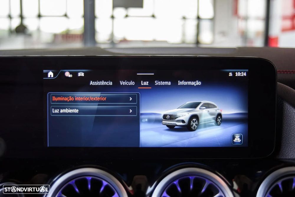 Mercedes-Benz EQA 250+ AMG Line - 43
