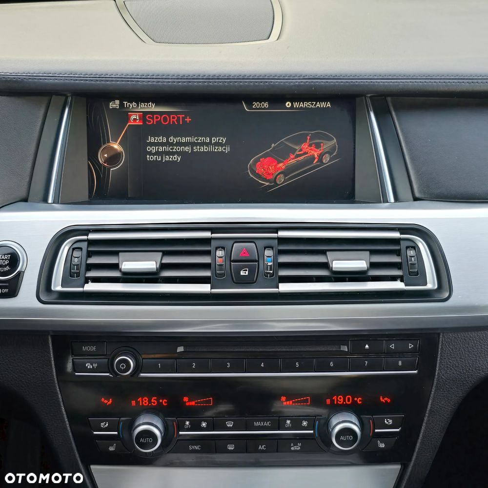 BMW Seria 7 740d xDrive - 34
