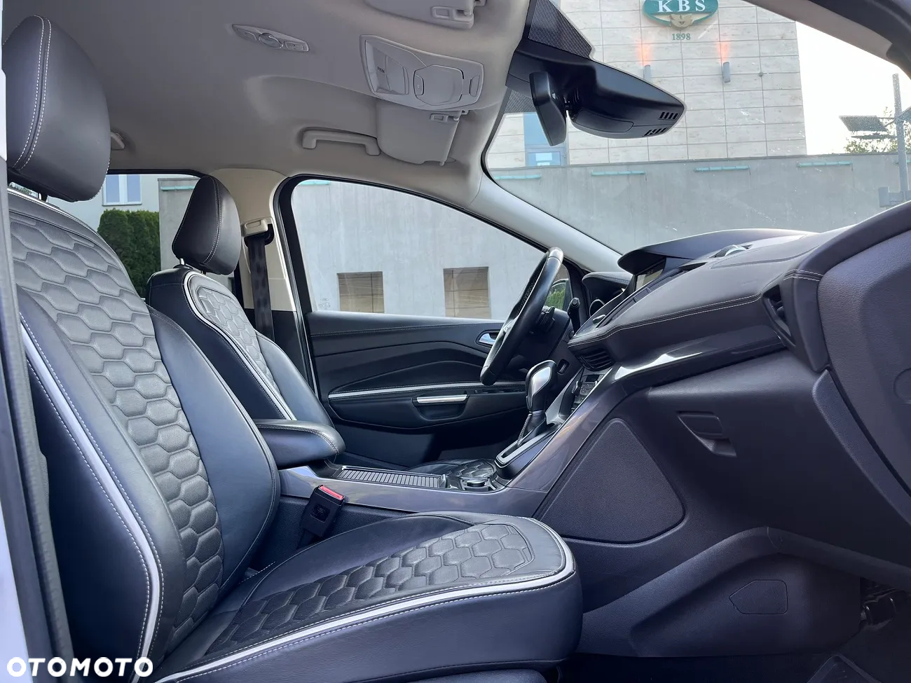 Ford Kuga 2.0 TDCi 4x4 Vignale - 26