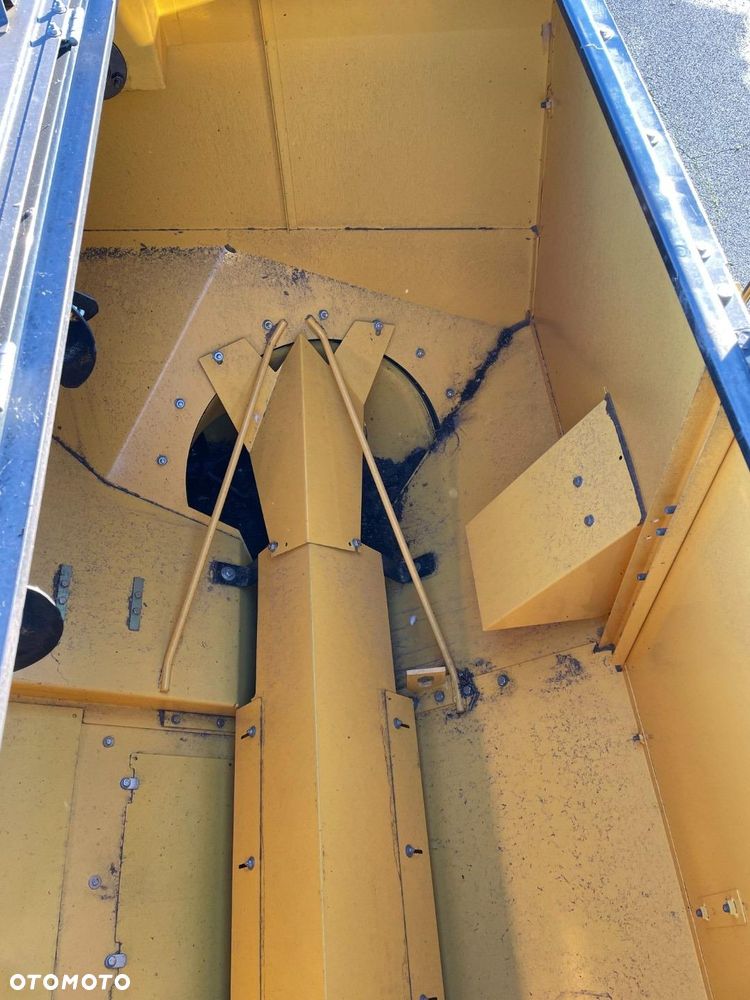 New Holland TC 5.30 - 30