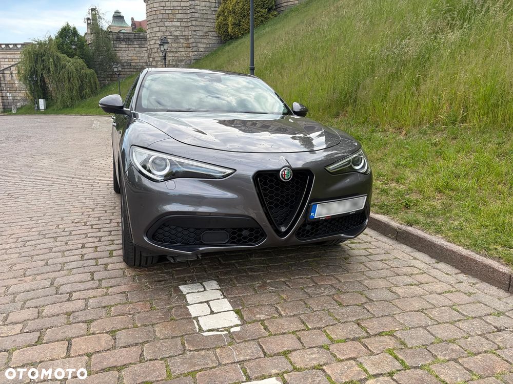 Alfa Romeo Stelvio 2.0 Turbo Sprint Q4 - 12