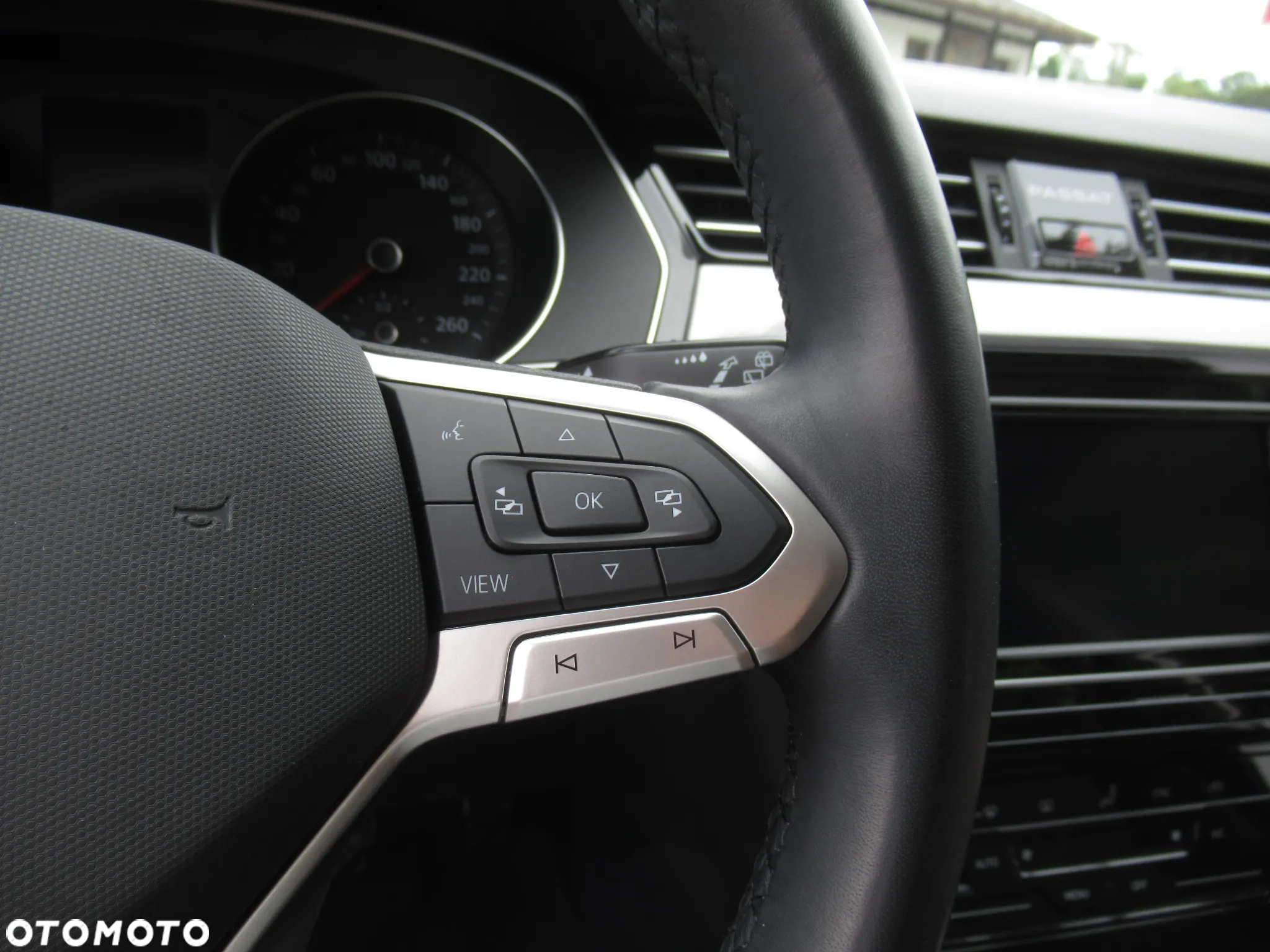 Volkswagen Passat 1.5 TSI EVO Business - 13