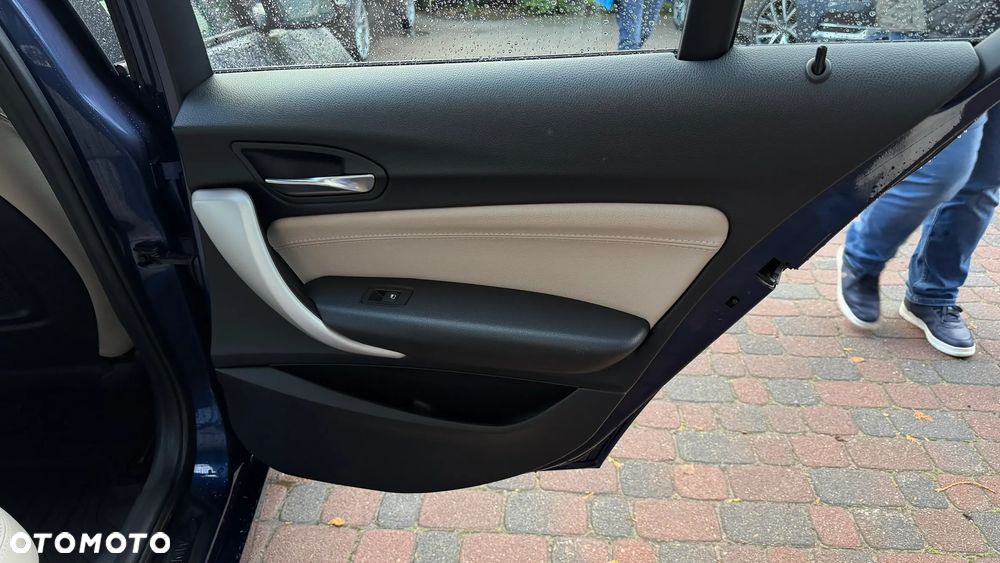 BMW Seria 1 120d Advantage - 10