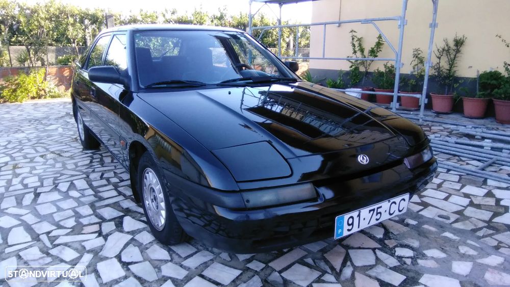 Mazda 323 - 2