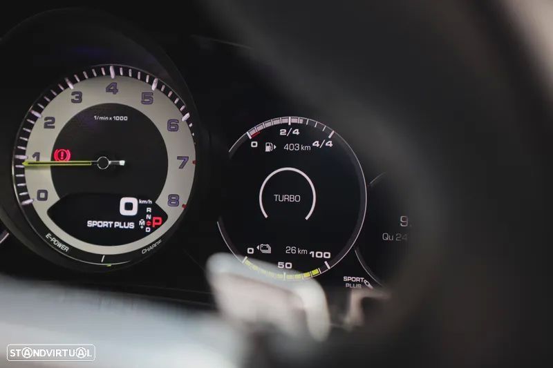 Porsche Panamera Sport Turismo 4 E-Hybrid Platinum Edition - 53