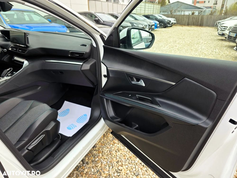 Peugeot 3008 225 e-EAT8 GT Pack - 13