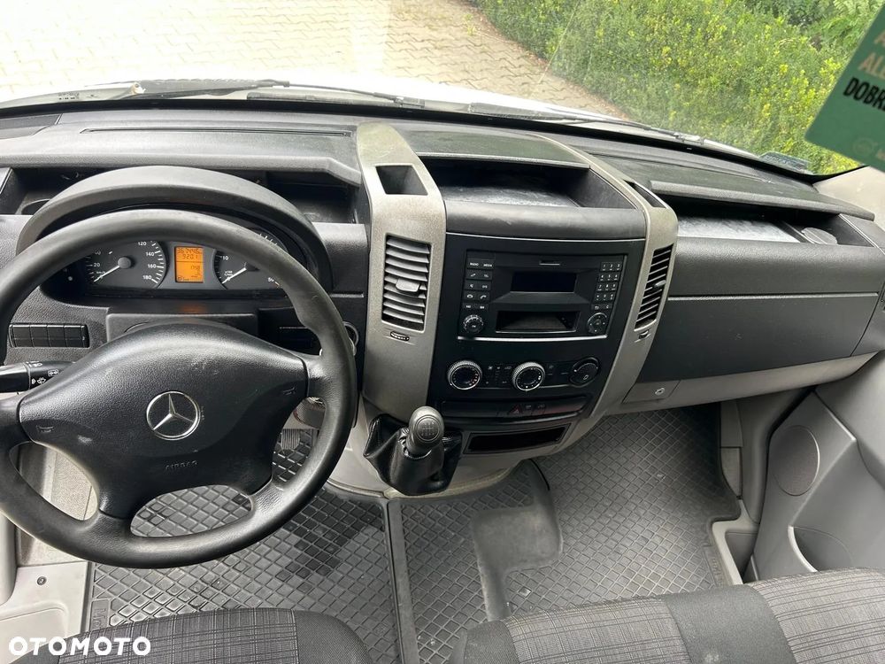 Mercedes-Benz Sprinter 519 CDI - 13