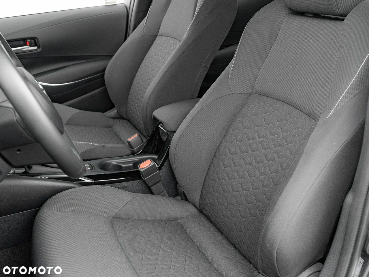 Toyota Corolla 1.8 Hybrid GPF Comfort - 15