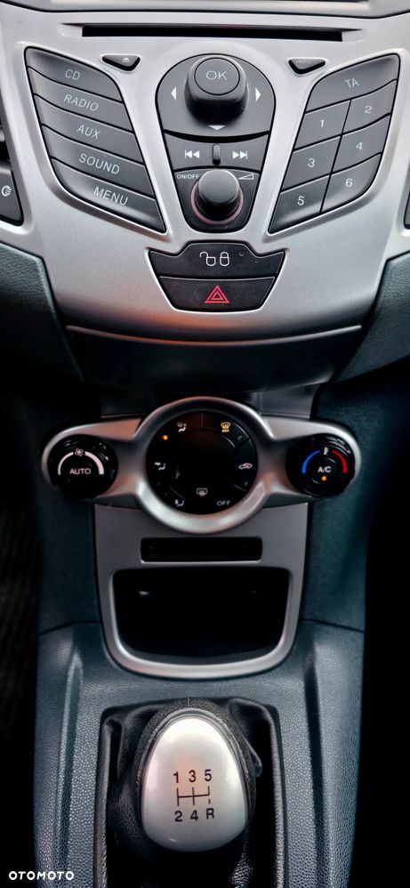 Ford Fiesta - 14