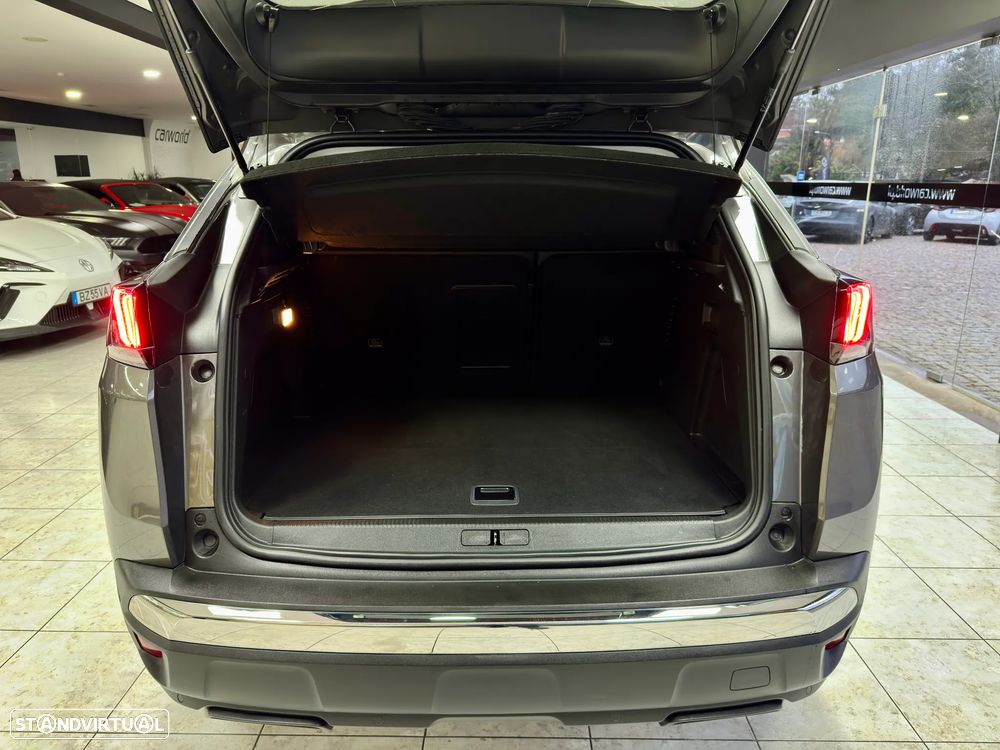 Peugeot 3008 1.6 Hybrid GT Pack e-EAT8 - 12