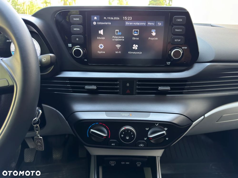Hyundai i20 - 19