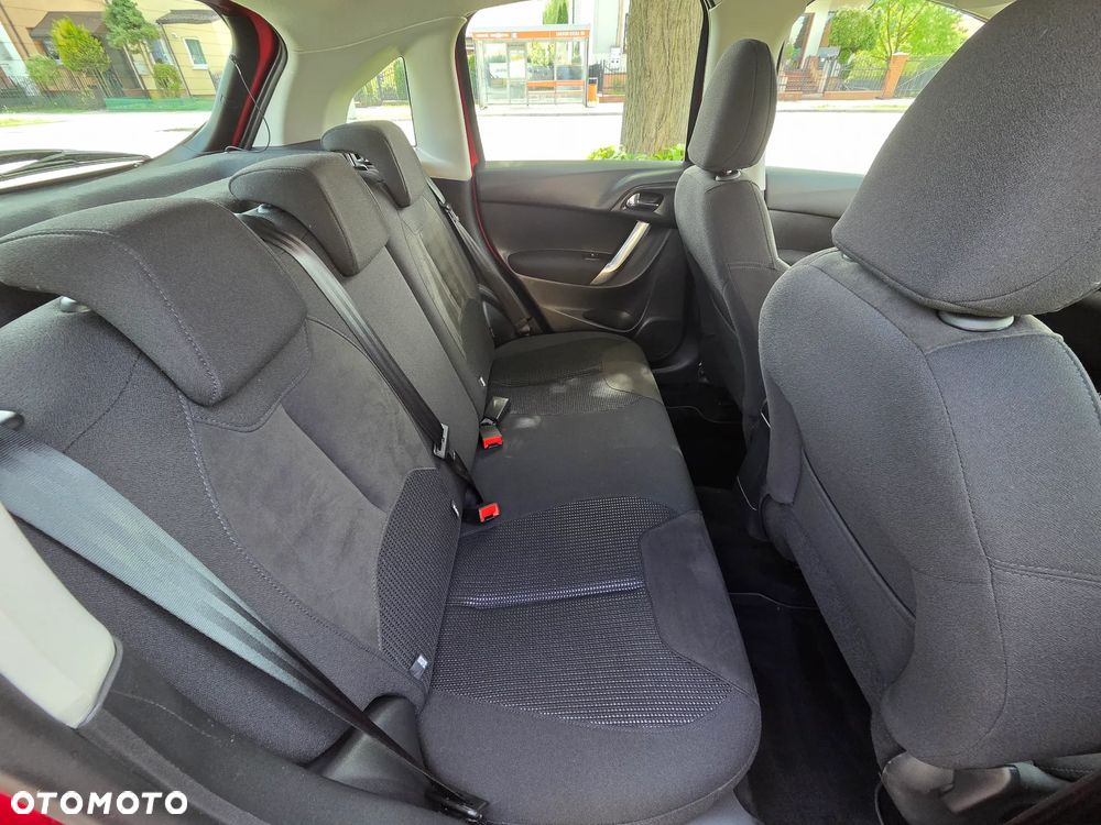 Citroën C3 VTi 120 Exclusive - 8