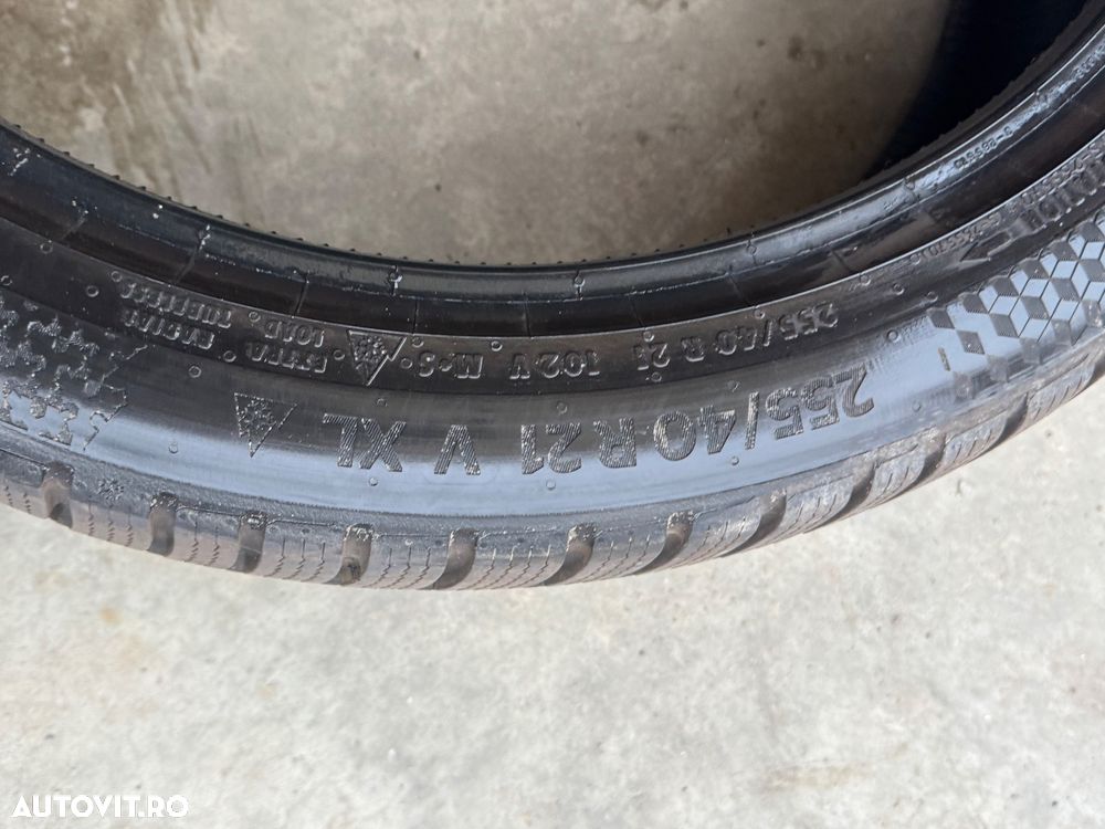 Vând 2 anvelope 255/40/21 continental de iarnă ca noi - 5
