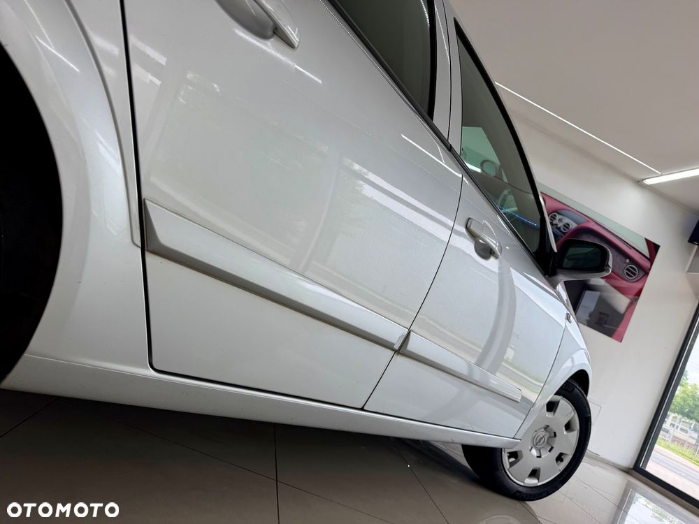 Opel Astra 1.6 Easytronic Cosmo - 26