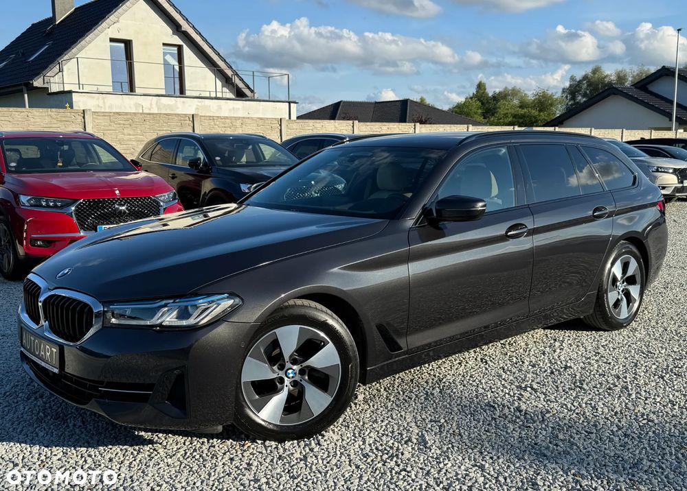 BMW Seria 5 520d Luxury Line - 6
