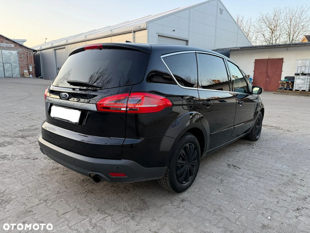 Ford S-Max 2.2 TDCi DPF Titanium - 13