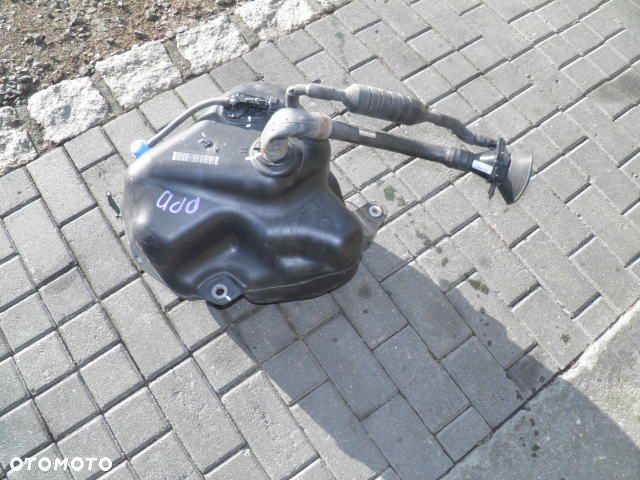 ZBIORNIK ADBLUE SPRINTER 906