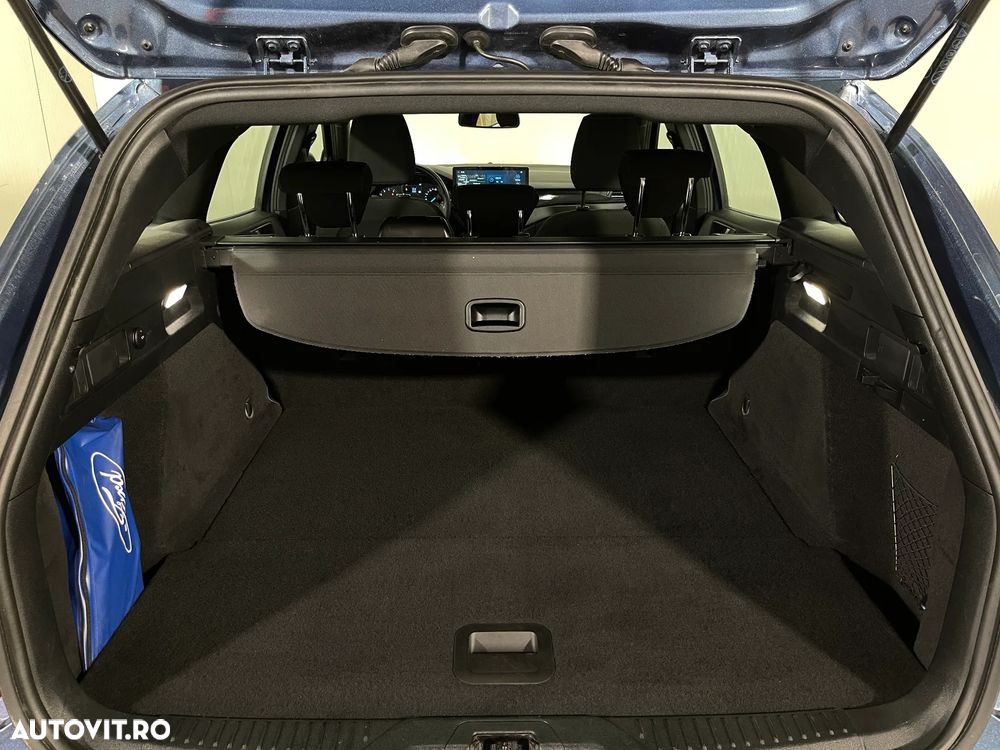 Ford Focus 1.0 EcoBoost Hybrid Aut. ST-LINE - 12