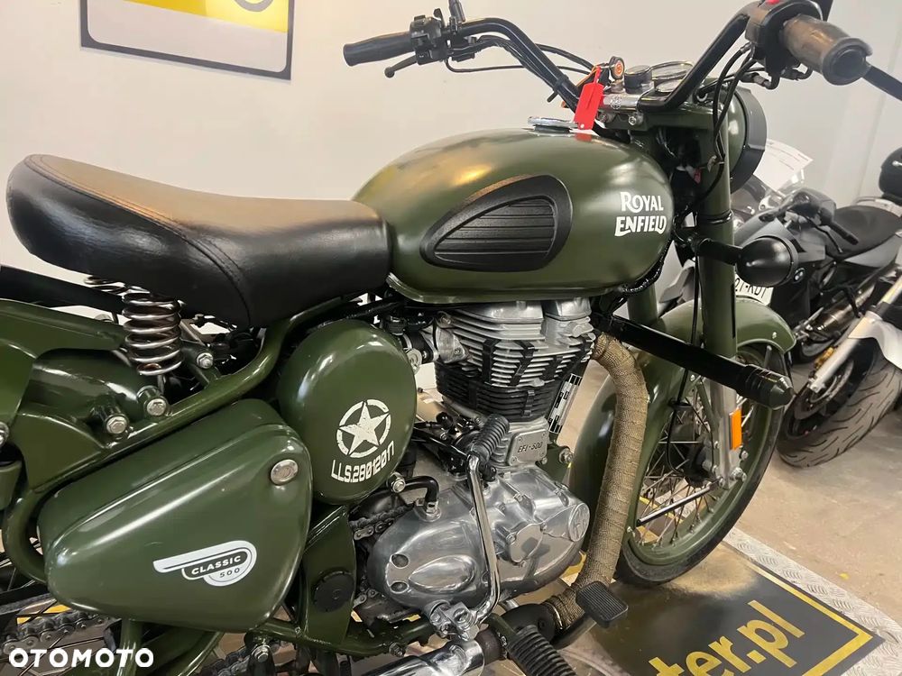 Royal Enfield Classic - 15