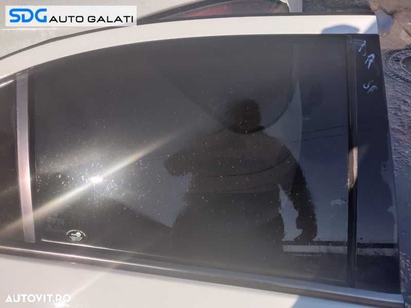 Geam - Sticla Culisant Usa - Portiera Dreapta Spate Mercedes Benz E Class W211 Berlina - Sedan 2002 - 2009 - 1