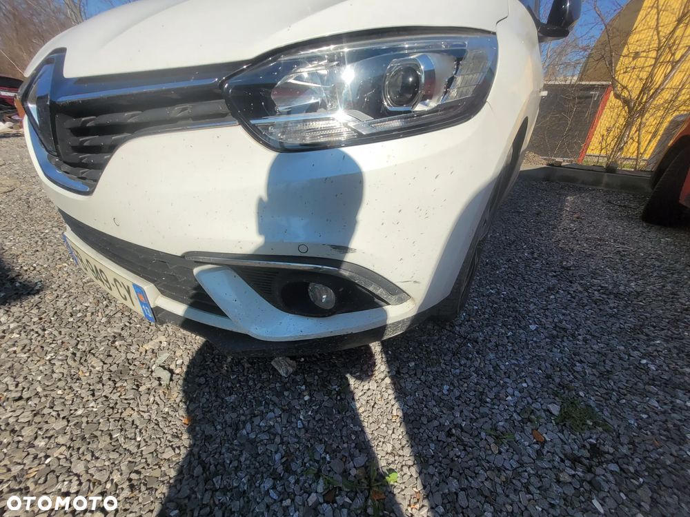 Renault Scenic - 9
