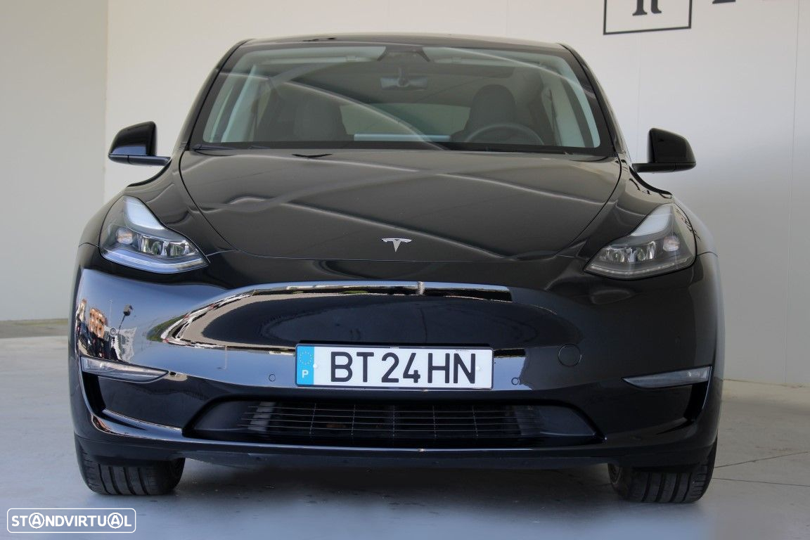 Tesla Model Y - 5