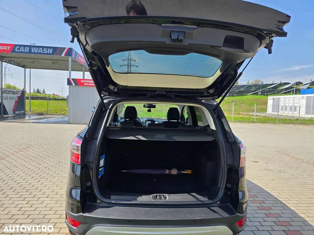 Ford Kuga 2.0 TDCi 2WD Titanium - 12