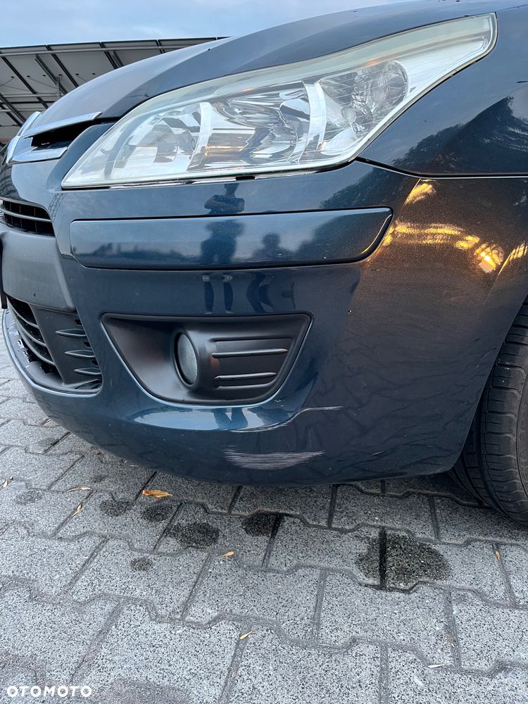 Citroën C4 1.4 16V SX - 5