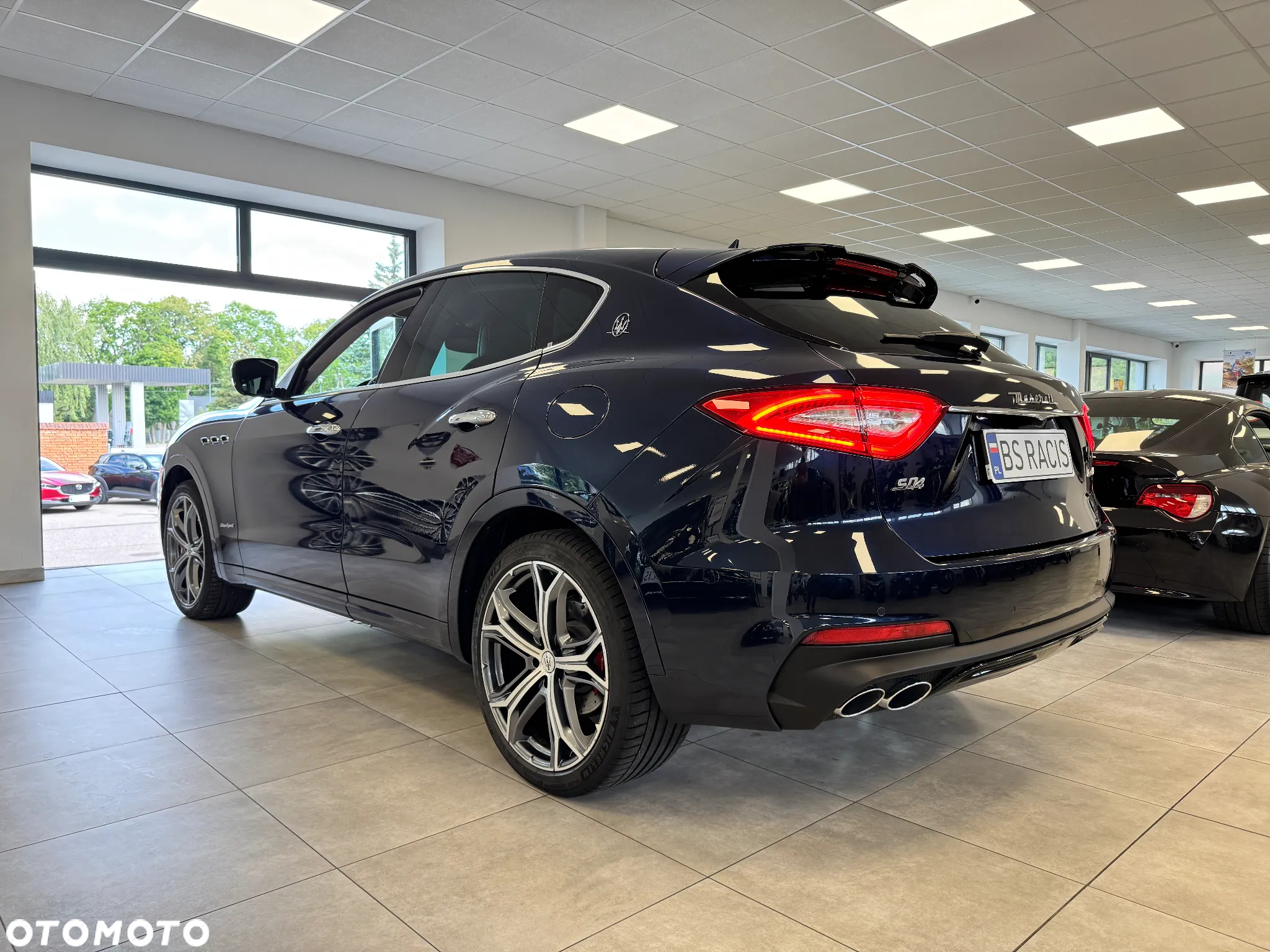 Maserati Levante S - 25