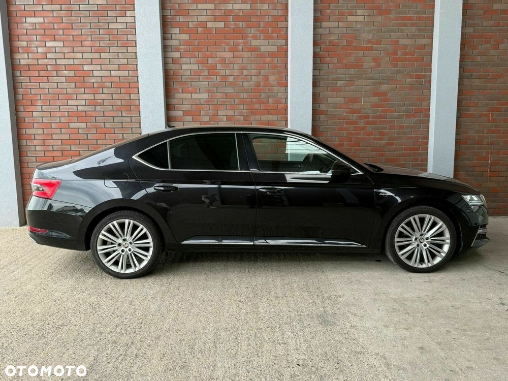 Skoda Superb 2.0 TDI SCR L&K DSG - 6
