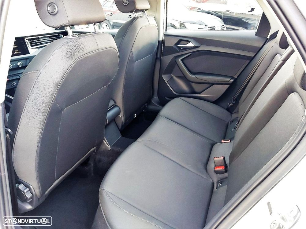 Audi A1 Sportback 25 TFSI Advanced - 6