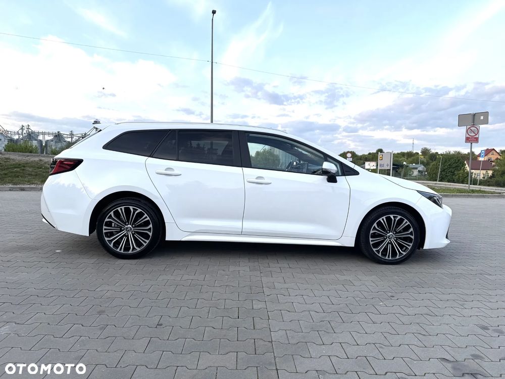 Toyota Corolla 1.8 Hybrid Comfort - 14