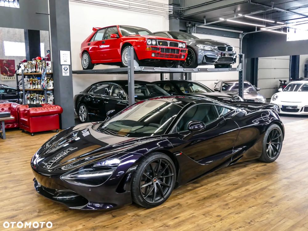 McLaren 720S Coupe - 28